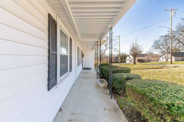 600 Fleming St, Columbia, TN 38401