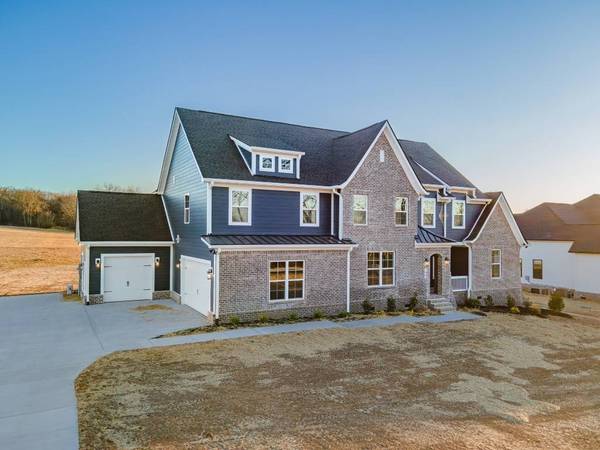 22 Peyton Place, Columbia, TN 38401