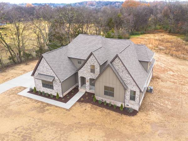 25 Sarah Ct, Columbia, TN 38401