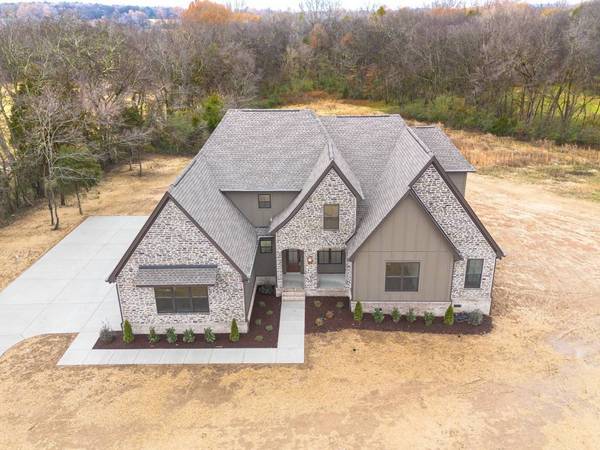 25 Sarah Ct, Columbia, TN 38401