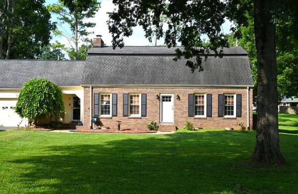 105 Cayce Valley Dr, Columbia, TN 38401