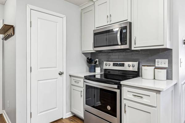 1837 Elizabeth Ln, Columbia, TN 38401