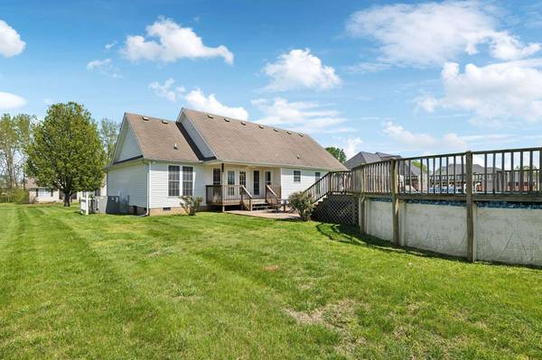 407 Brookside Dr, Mount Pleasant, TN 38474