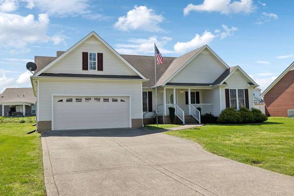 407 Brookside Dr, Mount Pleasant, TN 38474