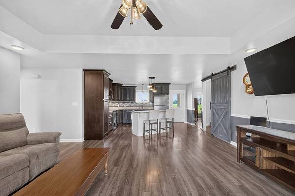 72 Jon Frank Dr, Mount Pleasant, TN 38474
