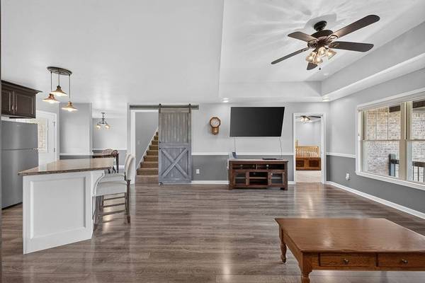 72 Jon Frank Dr, Mount Pleasant, TN 38474