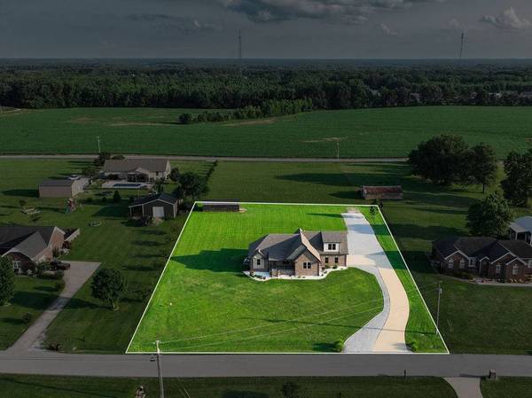 72 Jon Frank Dr, Mount Pleasant, TN 38474