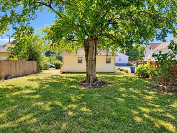 504 Wall St, Mount Pleasant, TN 38474