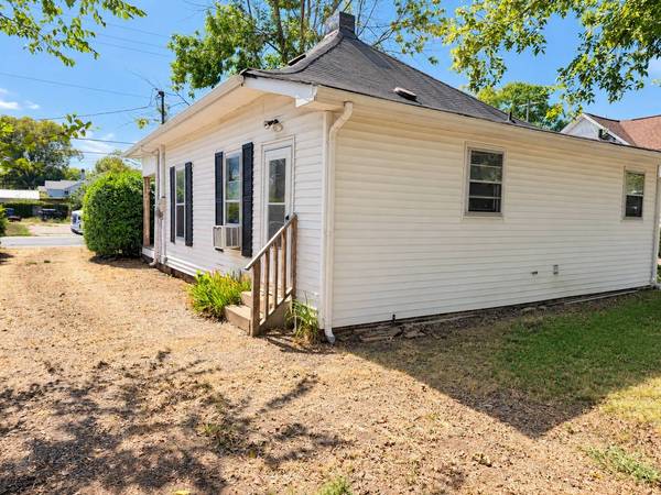 504 Wall St, Mount Pleasant, TN 38474