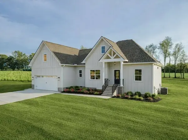 594 Double Eagle Dr, Summertown, TN 38483
