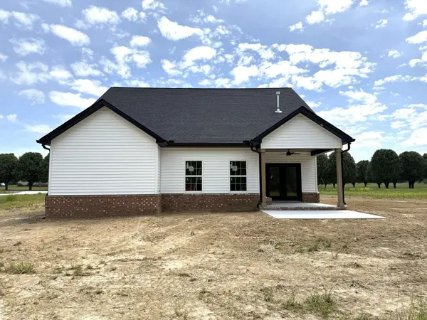 2750 Bains Rd, Hillsboro, TN 37342