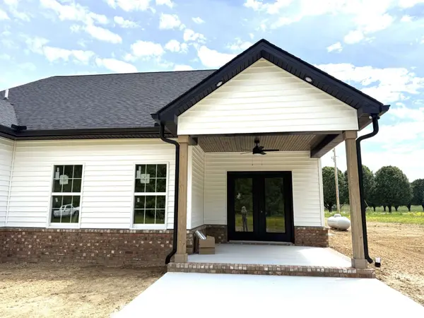 2750 Bains Rd, Hillsboro, TN 37342
