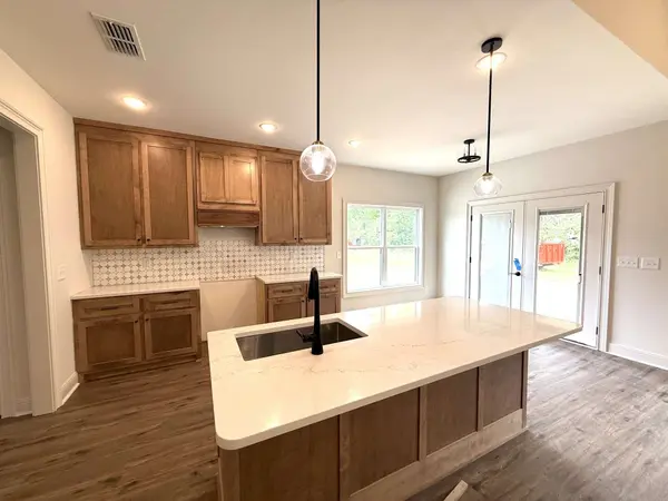 2728 Bains Rd, Hillsboro, TN 37342
