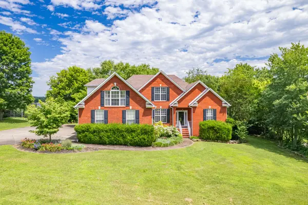 3004 Viewpointe Way, Columbia, TN 38401