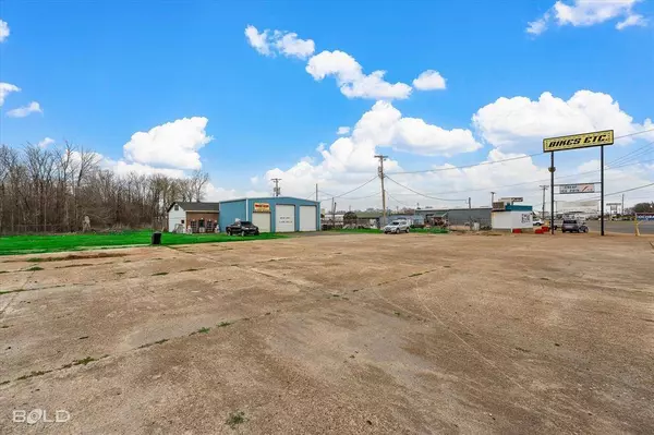 3625 E Texas Street, Bossier City, LA 71111