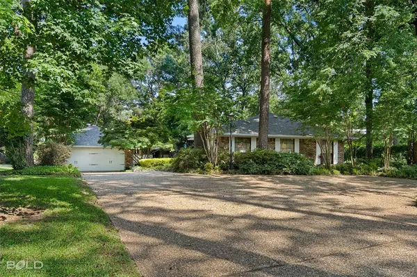 1739 Willow Point Drive, Shreveport, LA 71119