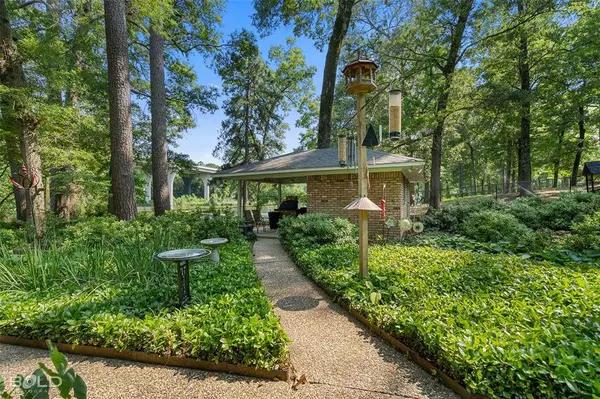 1739 Willow Point Drive, Shreveport, LA 71119