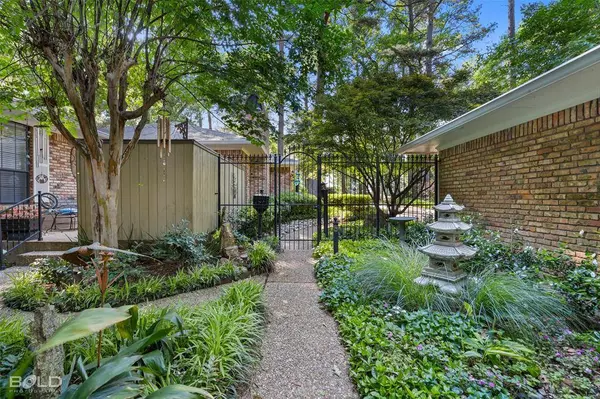 1739 Willow Point Drive, Shreveport, LA 71119