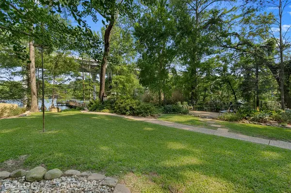 1739 Willow Point Drive, Shreveport, LA 71119