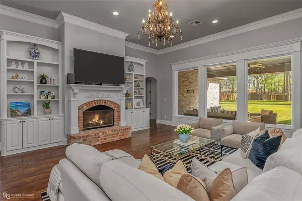 1009 Woodlake Ridge Road, Benton, LA 71006