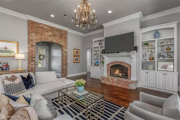 1009 Woodlake Ridge Road, Benton, LA 71006