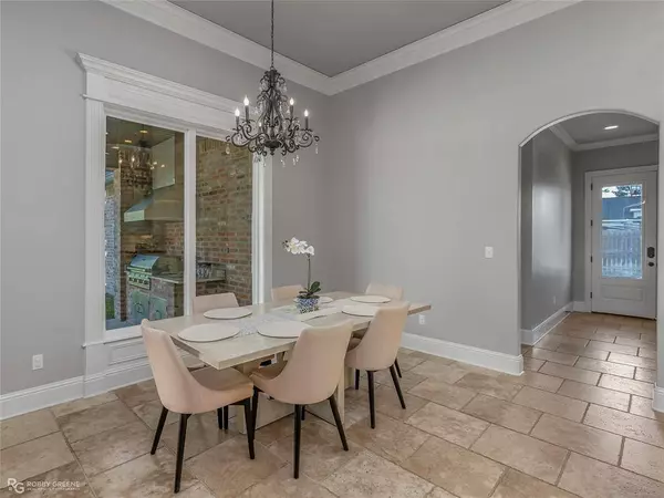 1009 Woodlake Ridge Road, Benton, LA 71006