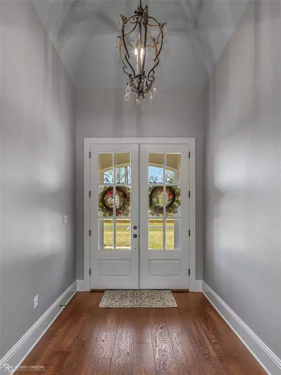 1009 Woodlake Ridge Road, Benton, LA 71006