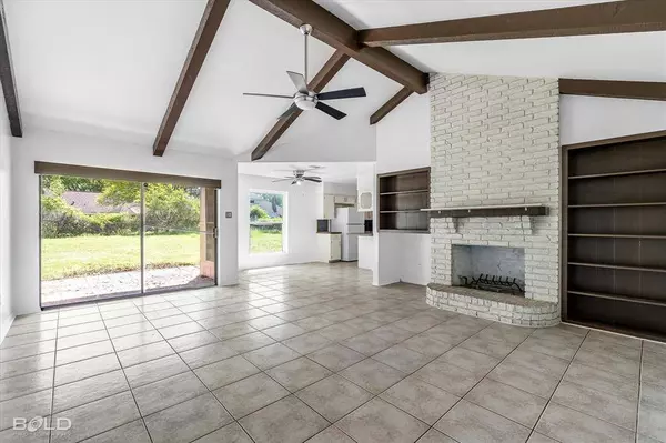 4909 Longstreet Place, Bossier City, LA 71112