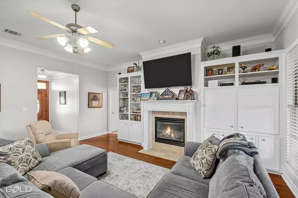 309 Oakland Place, Bossier City, LA 71112