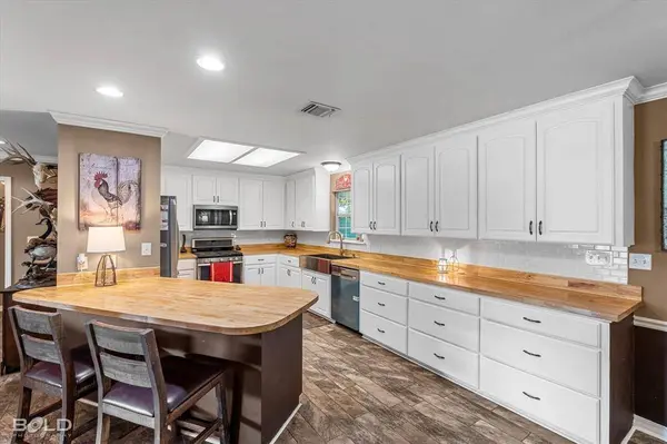 1445 Linton Road, Benton, LA 71006