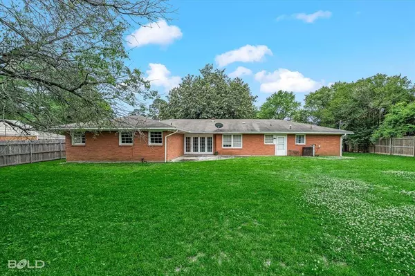 242 Dogwood Road, Shreveport, LA 71105