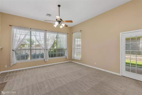 174 Hallette Drive, Shreveport, LA 71115