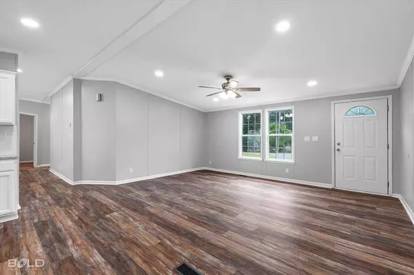 11104 Peggy Lane, Keithville, LA 71047