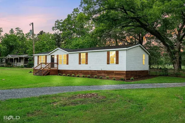 11104 Peggy Lane, Keithville, LA 71047