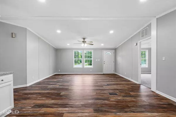 11104 Peggy Lane, Keithville, LA 71047