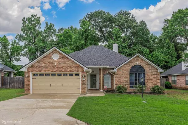 111 Red Fox Circle, Haughton, LA 71037