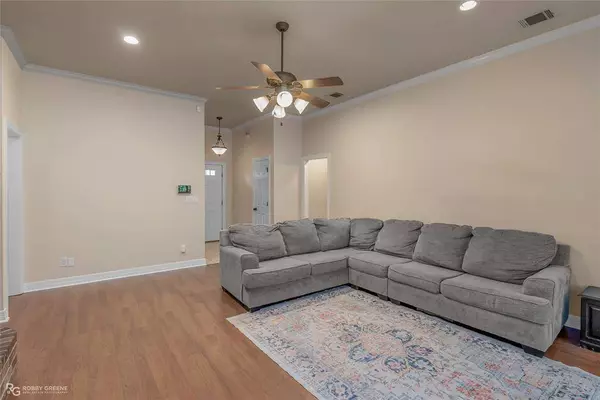 111 Red Fox Circle, Haughton, LA 71037