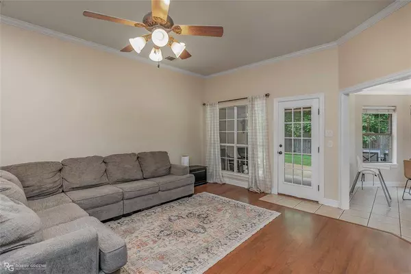 111 Red Fox Circle, Haughton, LA 71037