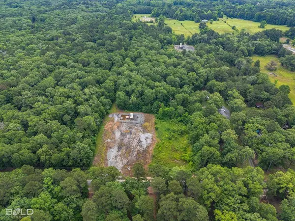 470 Pine Hill, Elm Grove, LA 71051