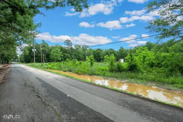 470 Pine Hill, Elm Grove, LA 71051