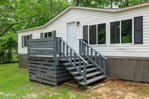 10287 Mcelroy Drive, Keithville, LA 71047