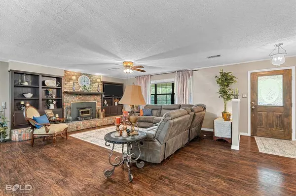 236 Charlie Cannon Road, Coushatta, LA 71019