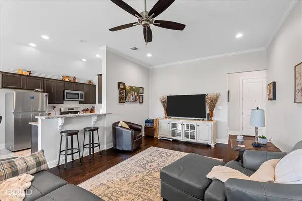 4184 Grassy Lake Drive, Bossier City, LA 71111