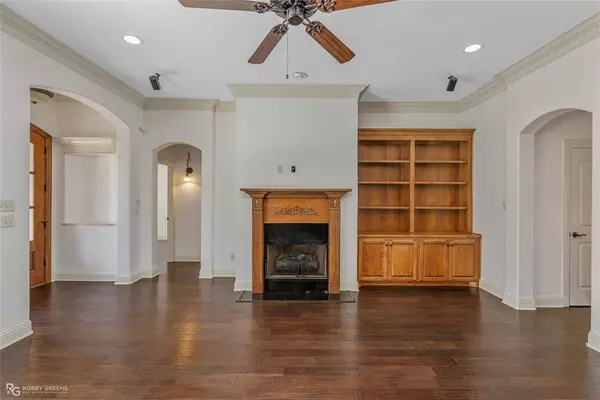 9993 Loveland Court, Shreveport, LA 71106