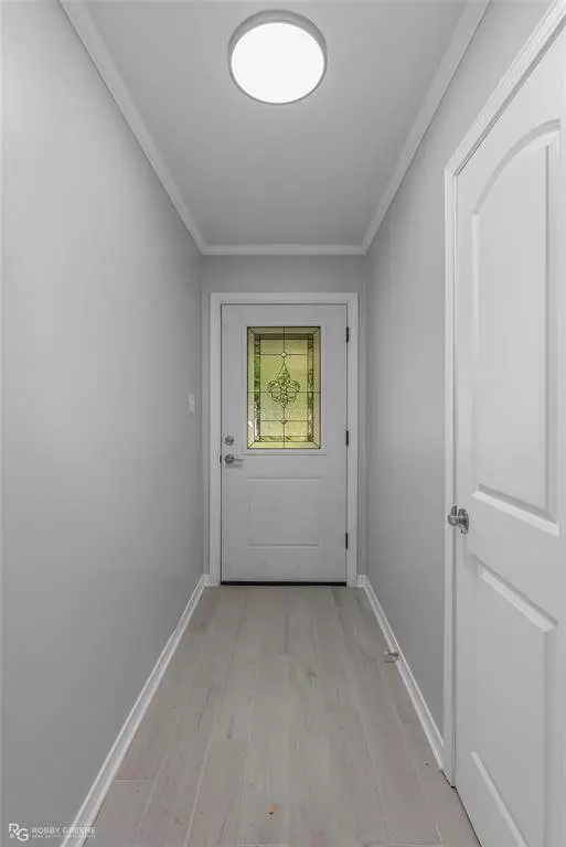 8856 Chadwick Drive, Shreveport, LA 71129