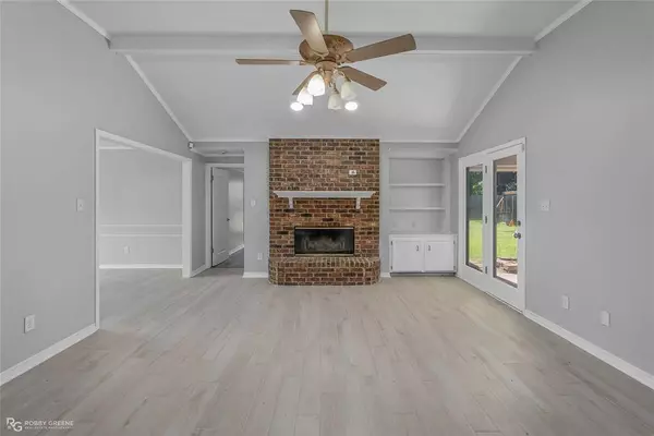 8856 Chadwick Drive, Shreveport, LA 71129