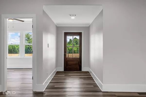 8976 Dixie Shreveport Road, Belcher, LA 71107