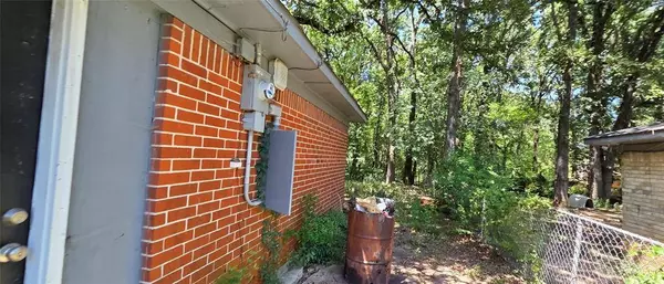 1940 Legardy Street, Shreveport, LA 71107