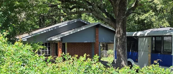 1940 Legardy Street, Shreveport, LA 71107