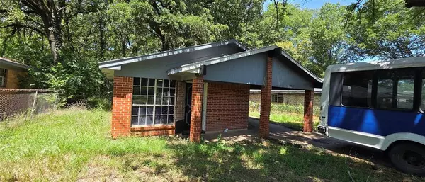 1940 Legardy Street, Shreveport, LA 71107